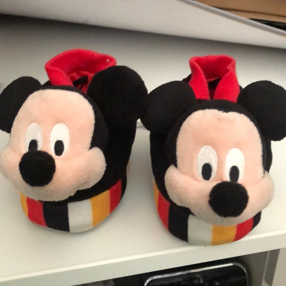 Toddler Mickey slippers